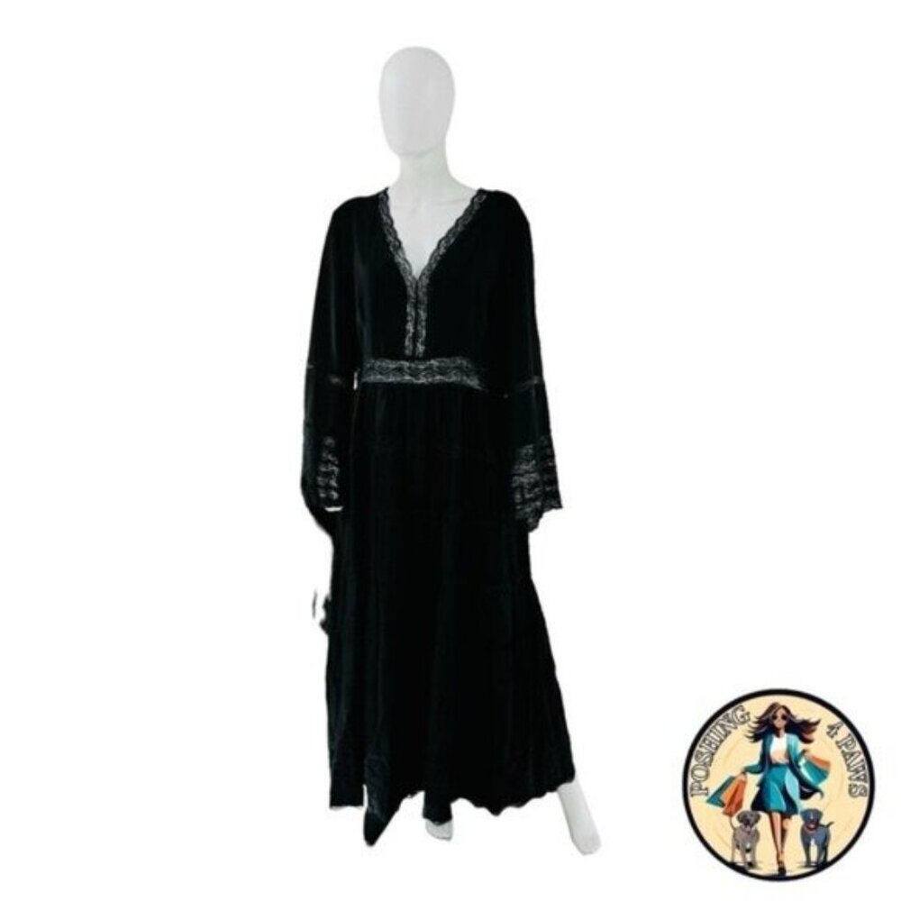 Hyacinth House NEW Lydia V Neck Black Lace Tiered Elegant Maxi Dress Size S - Picture 3 of 8